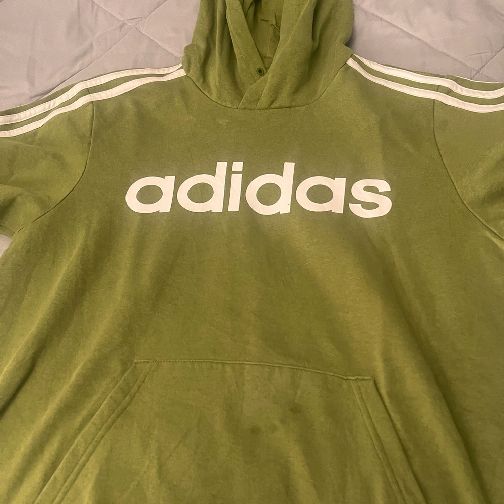 Adidas Sweatshirt
